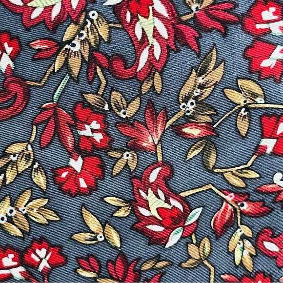 Christian Dior Floral and Ivy 100% Silk Tie Old Money Quiet Luxury - Picture 1 of 4